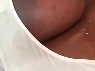 Ebony MILF Titsplay