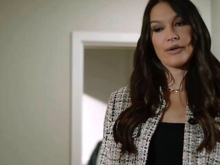 Digitalplayground - Mia Malkova smooches santa under the mistletoe, then gets his jolly cum on her figure