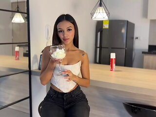 Hard Sex and a Great Cumshot on the Face