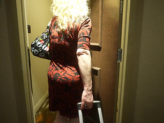 Horny Stepmom Darciedean Has to Share a Hotel Bed on Vacation with Stepson Realmaxxxsteele