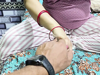 Desi Indian bhabi-Hot Bhabi Ne Lun k Choopay Lagay