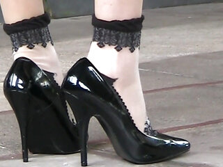 Feet Sight Black Patern Shoes