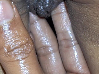 The Dirtiest Videos on Chrome. the Dirtiest Video. Girl's Water Pumping Video, a Video That No One Has Seen