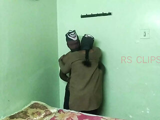 Tamil Office girl sex With  Office Boss in OyO