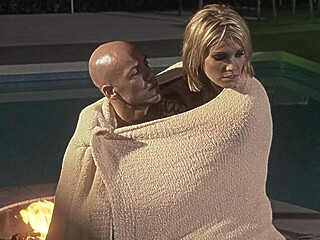 Naughty blonde babe gets screwed by the pool