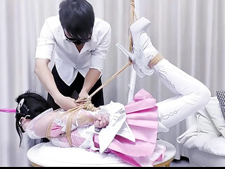 Anime girls get bound and suspended in cos-play