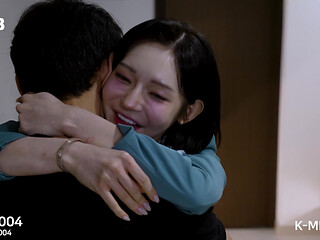 MOR-004 Amateur Korean Girlfriend Still in Uniform Gives a Sloppy Blowjob After Her Flight