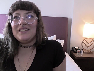 Nerdy Goth PAWG Takes Pounding