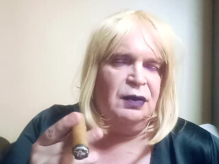 Part 4 - BBW TV discussing her many years in the BDSM and Kink world