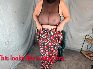 Mrs Mature Feet Stripping Down to Her Big White Granny Pants 424