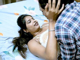 Desi babe Tejashwini gets wild with boyfriend in hotel - hot Indian sex