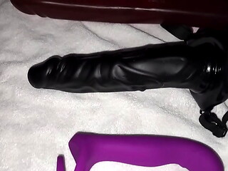 Probando Diferentes dildos en mi Panocha, a Carlitasexy le gusta probar a ver que tan grandes le caben.