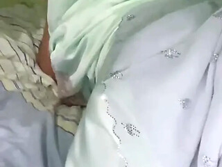 Green veiled gf takes big cock deep