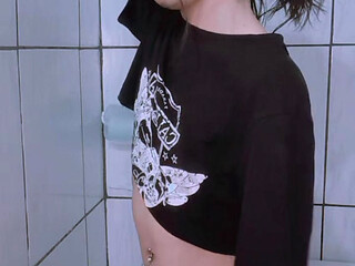 Pull the strong hair of this slut Carlezinha slut Naked Carla naked Sissy trans woman transvestite young cock naked naughty female slut