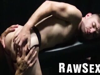 Suntanned and beefy wolf Jax Thirio harshly moist breeds obedient lad Tom Bentley