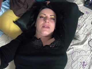 Latina MILF Masturbates and Talks Dirty in Homemade Video
