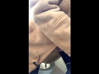 Self-training No. 95: Wearing Sanitary Napkins and Tampons for an Exposure Walk - Part 2