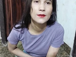 Li Ya In Muth Marte Hue Stepsister Ne Dekh