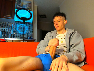 Fresh 18yo Twink Begs Camera While Cumming