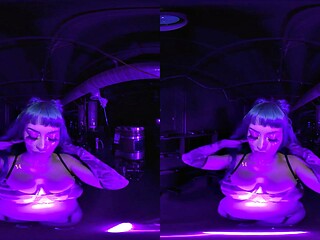 Jewelz Blus Big-Tits Bounce in Hardcore Tech Fuck