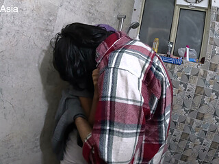 Sri Lankan Teen 18 Plus Romantic Fuck in Bathroom