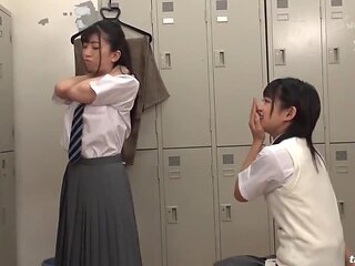 823-wguuhy-ouhsgy-poo-dtb