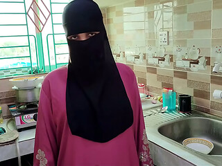 Cheating husband fuck muslim house maid when no one at home