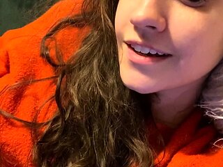Brunette Solo Webcam Masturbation