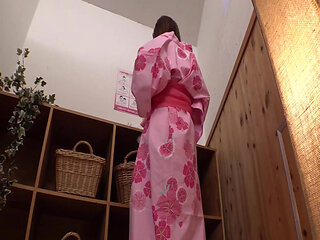 Cute Girl Specialist Masochist Trapped in Hot Spring Hell