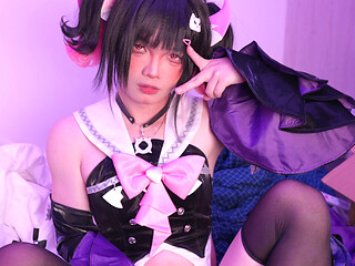 ZZZ-Cute femboy cosplay Nangong Yu masturbating and cumshot