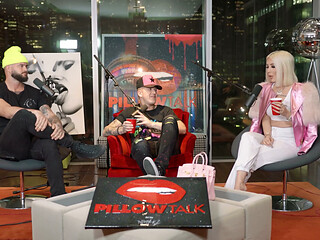 Playboy Cover Girl Melissa Envy Going Deep