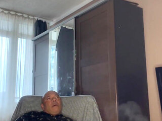 Mr Guru Bodybuilder Daddy Jerked off.wank