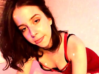 Mature brunette amateur giving a great POV blowjob