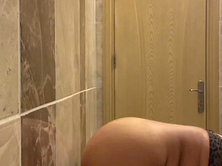 Banu cums in the bathroom