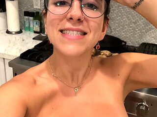 Hottest brunette solo webcam masturbation 2