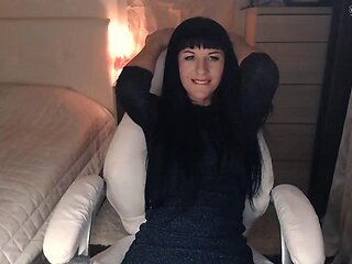 Tamarra Romane Jessie Love in Love: Brunette, Small Tits  Sexy Milf Porn