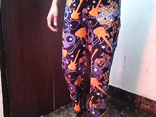 Big step sister ko jabar dasti paise dekar chod diya