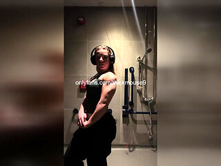 Barely Legal Girl Gets Fingered Hard During TikTok Livestream!