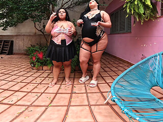 VR Smoking Girl Pri Melancia & Pamela Panda