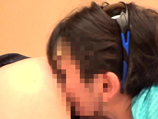 A153B05 Make the cheeky but cute female club member understand! Educational sexual guidance!