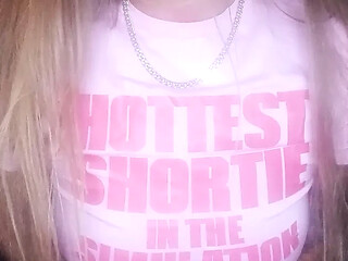 Hottest shorty shows off her love for self pleasure