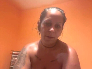 Tits Oil Show and Masturbate