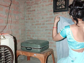 Meri Mummy Ki Pehla Chudai Mere Bade Bhai Ke Saath,Hot Village Housewife's Real Amazing Sex Video Clear Hindi Part One