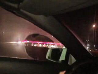 I love to piss outdoor