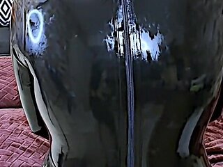 Fucktoy Sucks Master off