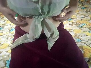 Bf sanga raat vari chikayera aauda ni kati na pugeko yo puti lai laado le