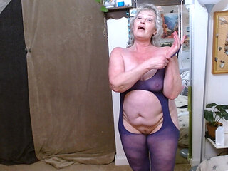 1378 Thick and Curvy GILF Dawnskye Brings You a New Bodystocking Parade