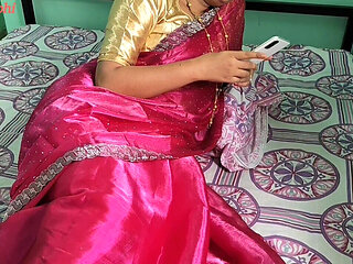 Sexy Figure Sex in Red Sharee