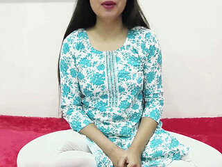 Desi 18 Year Virgin Teen Girl First Time Sex - Homemade Indian Solo Masturbation Video