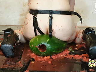 Fruit Orgy - with Lady Vyra and Lady Velvet Steel